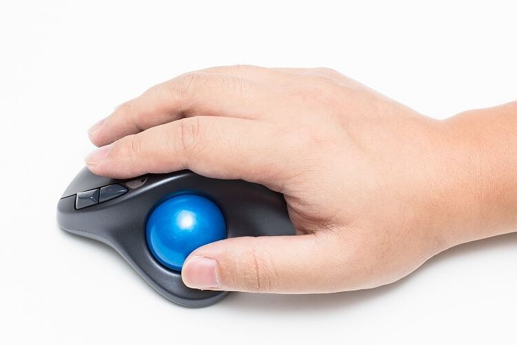 pros of trackball mouse