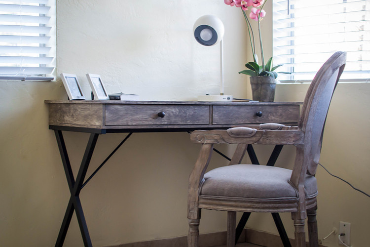 Old Desk as a Reading Corner